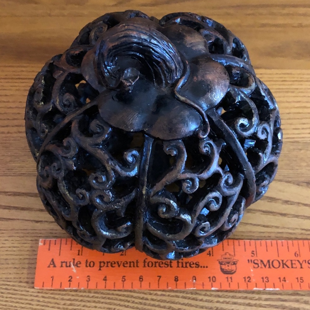 Elegant Brown resin Pumpkin Home Accent - Picture 5 of 6